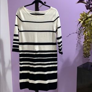 Loft black and white sweater dress Sz L